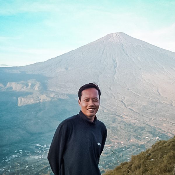 Rey Maulana Travel Bloggers Indonesia